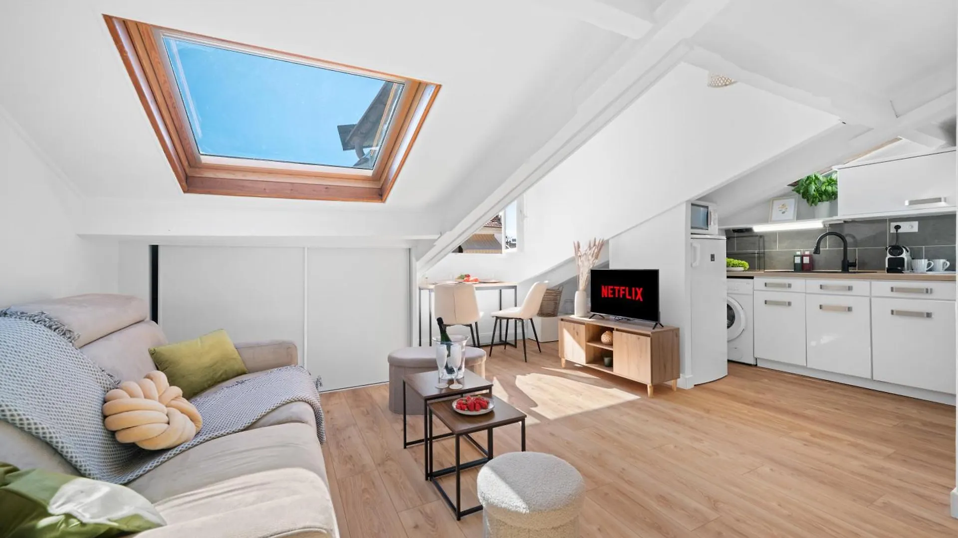 Charme & Soleil Au Dernier Etage Liberation 尼斯